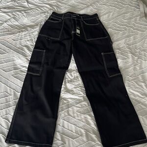 Never worn fashion nova high rise utility jeans